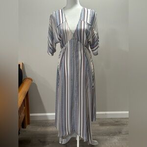 En Créme Women’s Pattern V-Neck Dress Size S